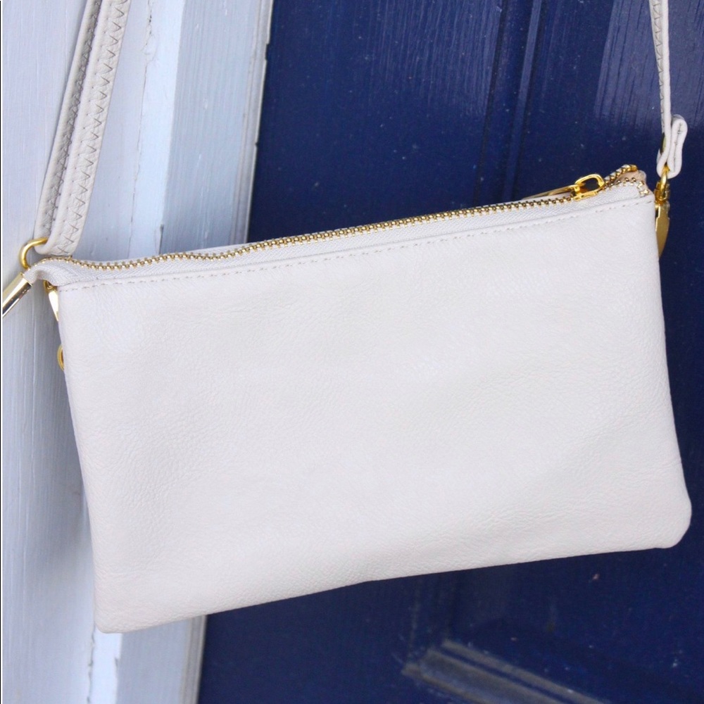 🆕 Crossbody Bag In Cream